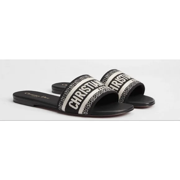 New Dior Dway Slide Sandals in Black and White 38.5 Authentication Included - Picture 2 of 7